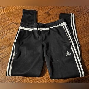 Adidas joggers size M